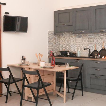 Hotel -Casa Trevisone- Salerno Esterno foto